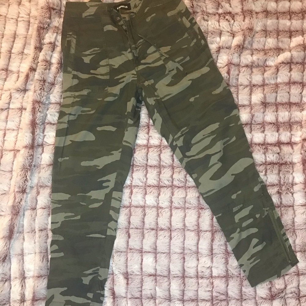 Camouflage Express Pants